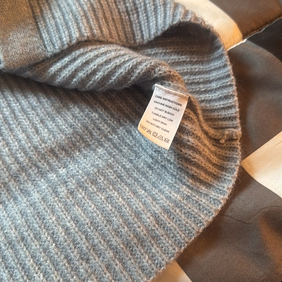 Cozy sweater - Picture 6 of 7